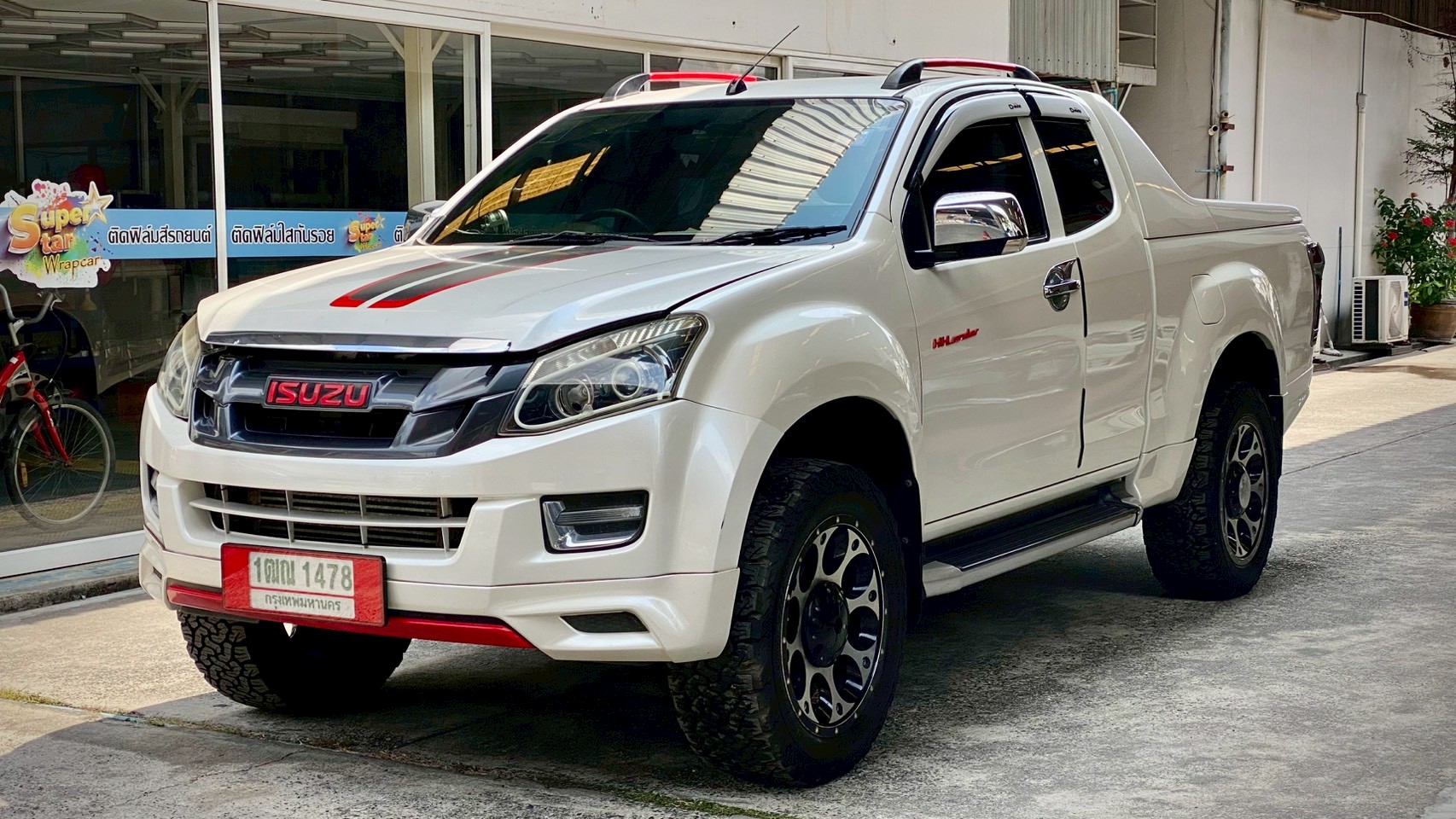 ISUZU D-MAX 2.5X-SERIES 2014
