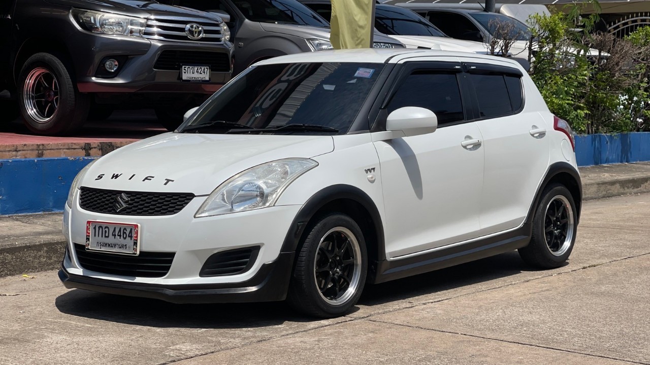 ZUSUKI SWIFT 1.2GL 2013