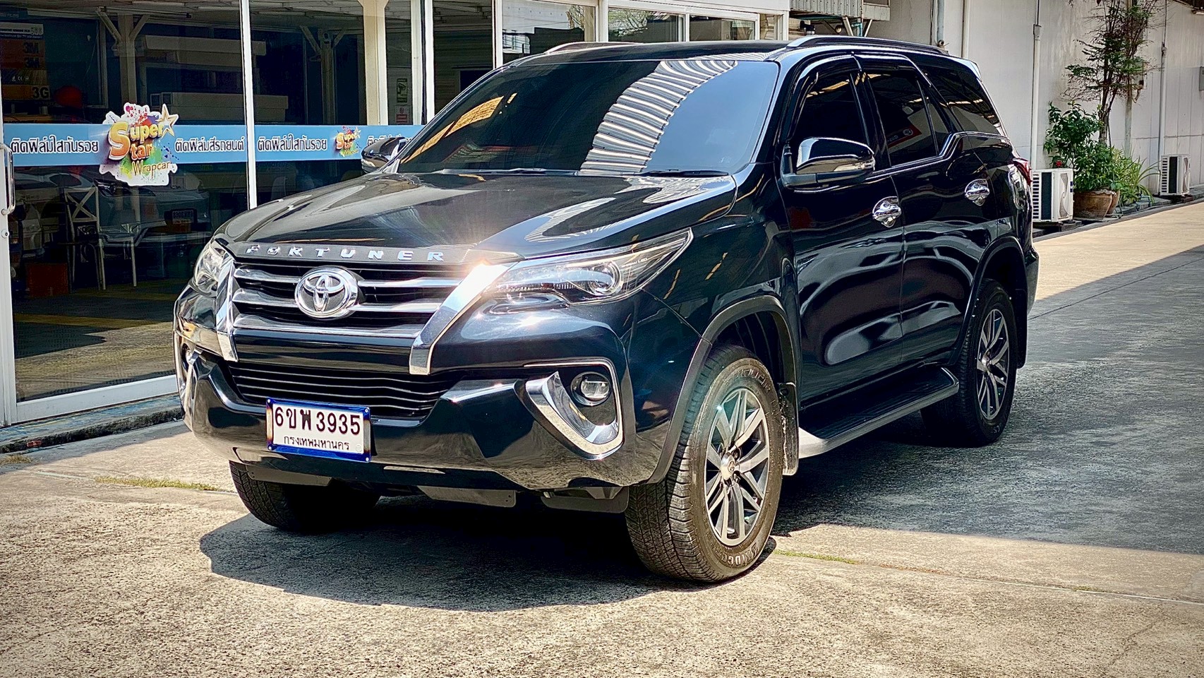 TOYOTA FORTUNER 2.4V4WD 2018