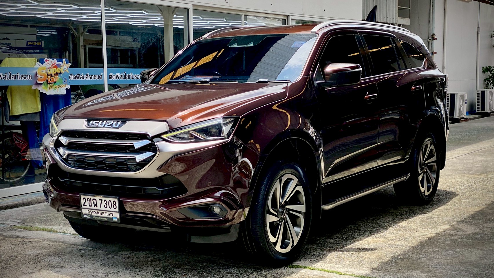 ISUZU MU-X 2021