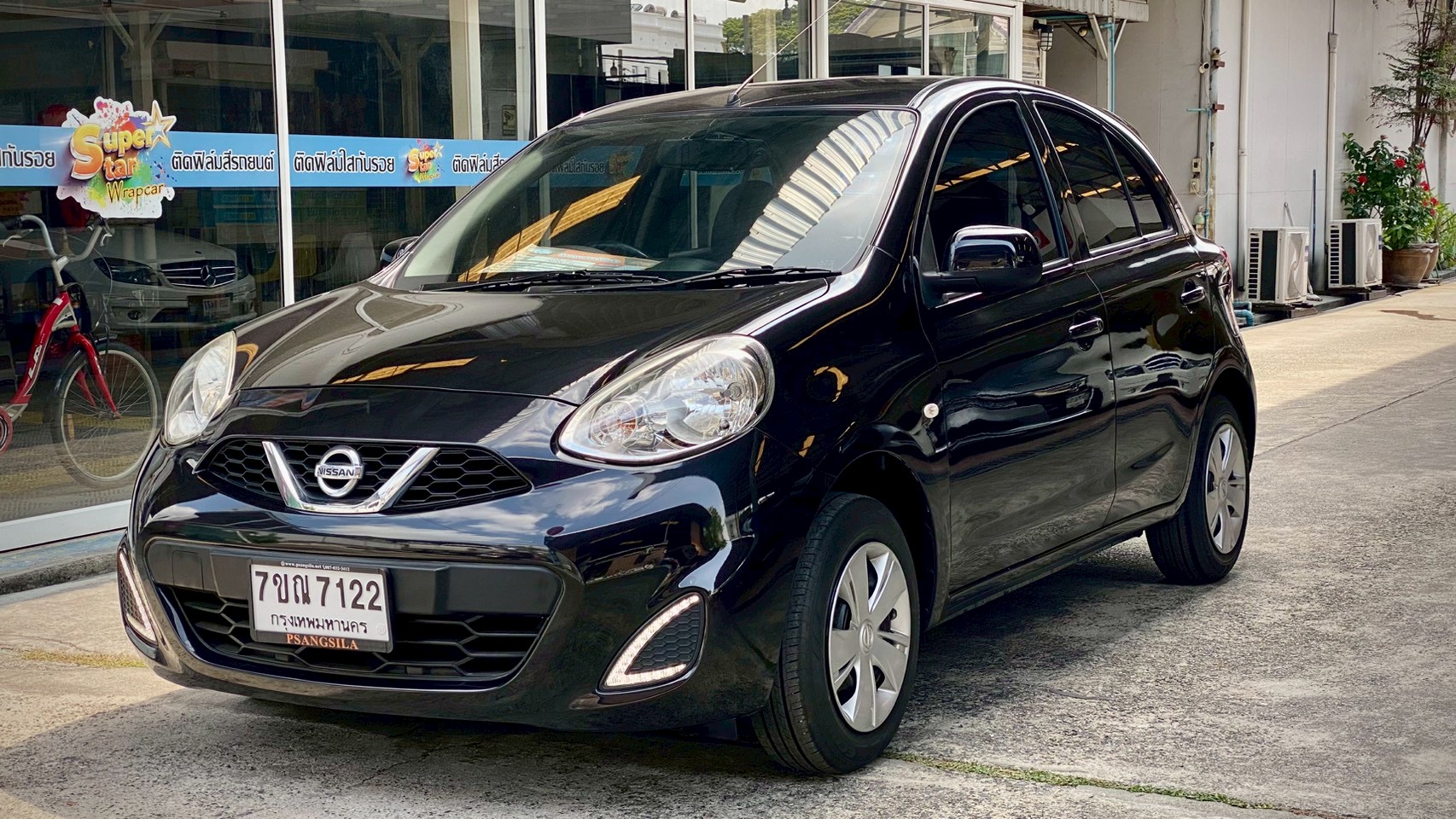 NISSAN MARCH 2019